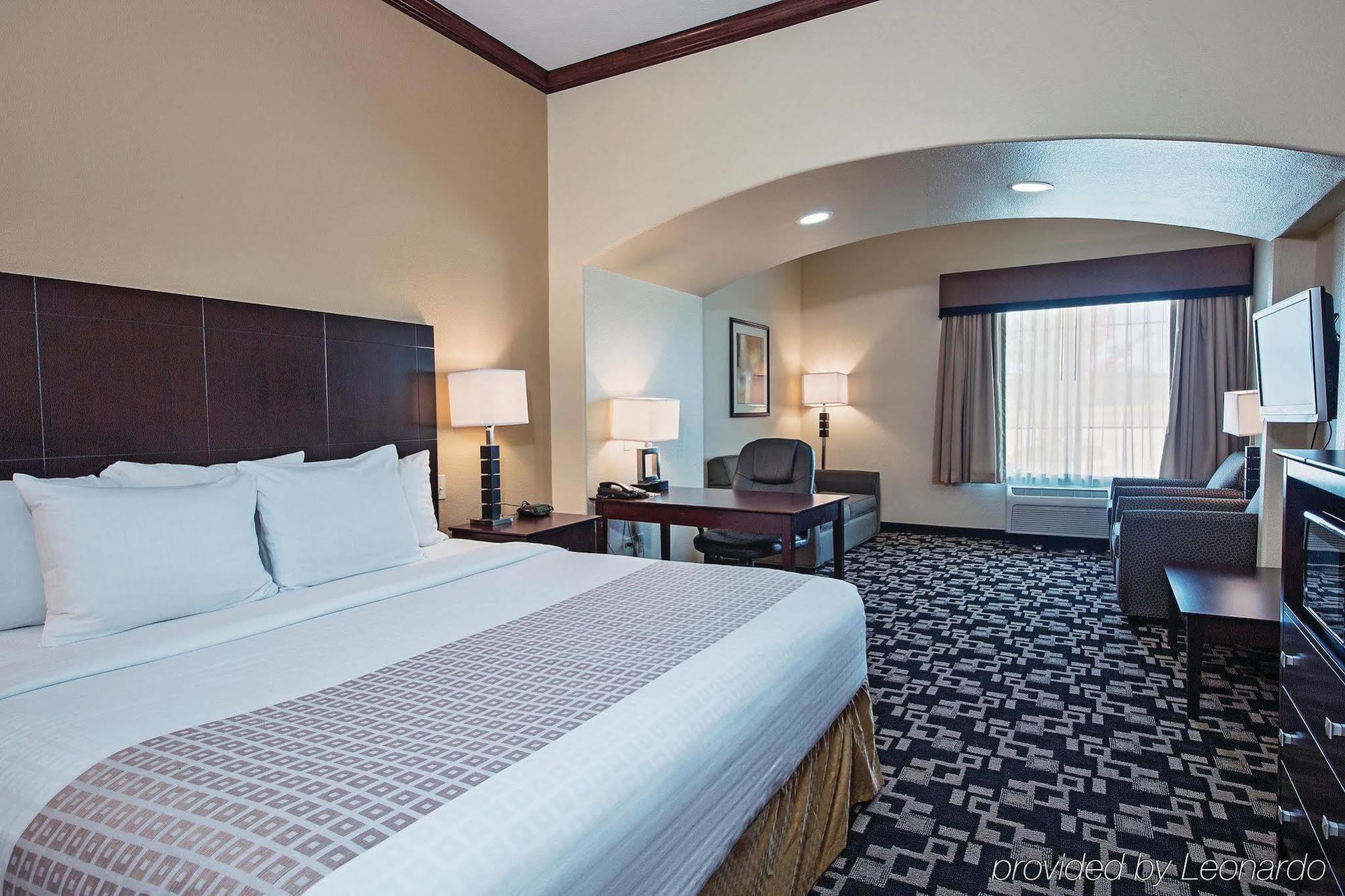 La Quinta Inn And Suites Joshua Ngoại thất bức ảnh